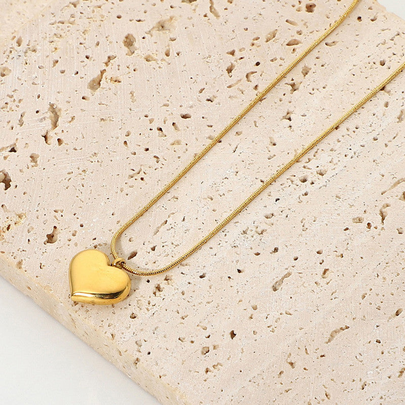 Elegant Heart Pendant Necklace ā Stainless Steel | Anti-Tarnish & Waterproof