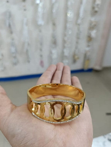 Gold Stainless Steel Cut-Out Bracelet