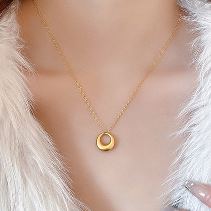 Gold Geometric Circle Pendant Chain