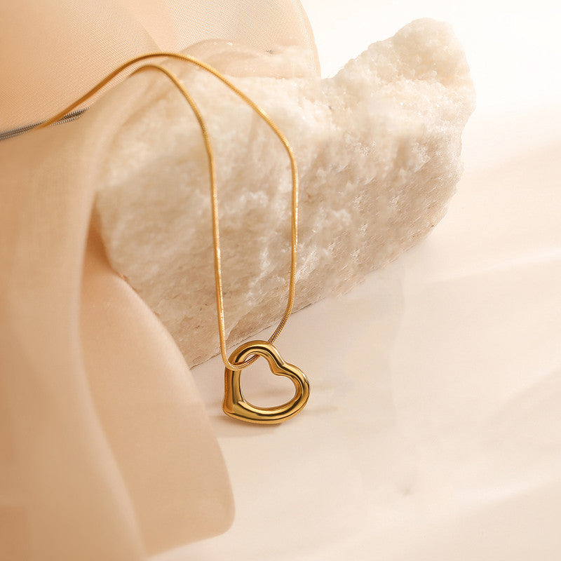 Molten Open Heart Snake Chain Necklace