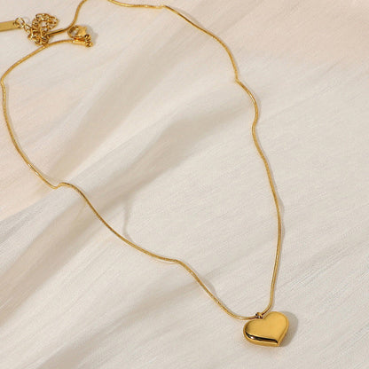 Elegant Heart Pendant Necklace – Stainless Steel | Anti-Tarnish & Waterproof