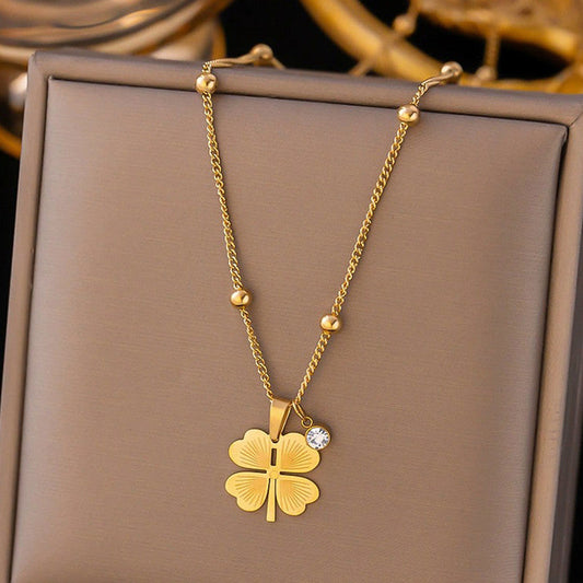 Four-Leaf Clover Satellite Chain Necklace – Lucky Charm Pendant with Zircon Accent