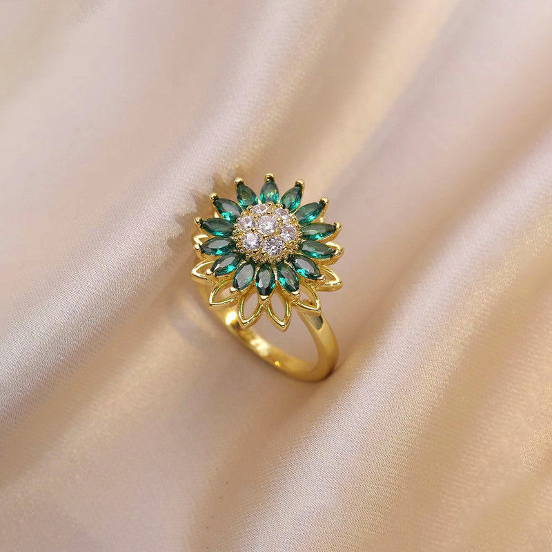 Emerald Sunflower Rotating Spinner Ring
