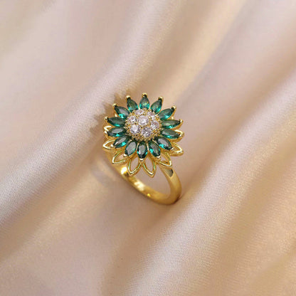 Emerald Sunflower Rotating Spinner Ring