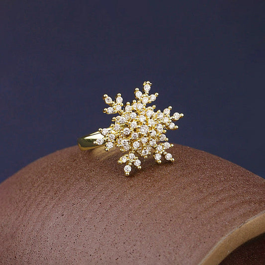 Sparkling Snowflake Rotating Spinner Ring