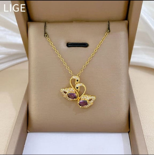 Elegant Dual Swan Pendant Necklace – 18K Gold Plated Anti-Tarnish Jewelry