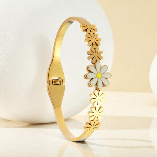Everlasting Daisy Floral Bracelet – Anti-Tarnish & Waterproof
